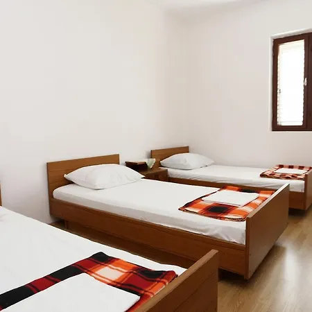 דירה With Parking Space Trpanj, Peljesac - 10148