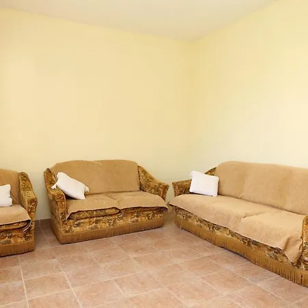 With Parking Space Trpanj, Peljesac - 10148 דירה