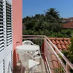 With Parking Space Trpanj, Peljesac - 10148 *