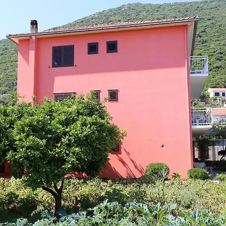 Apartment With Parking Space Trpanj, Peljesac - 10148