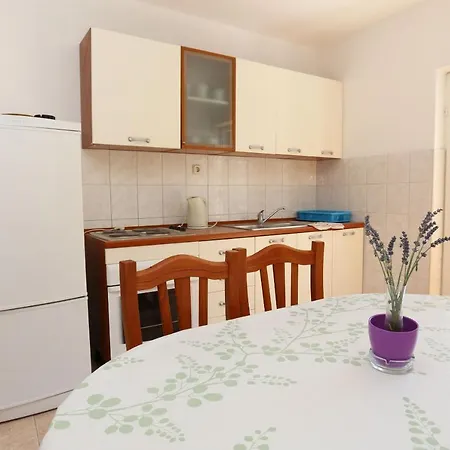 Apartman With A Parking Space Trpanj, Peljesac - 10148 Trpanj